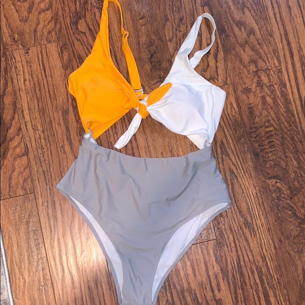 One piece bathing suit